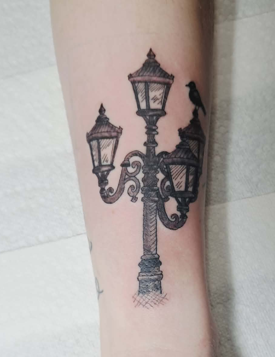 Lamppost detail tattoo